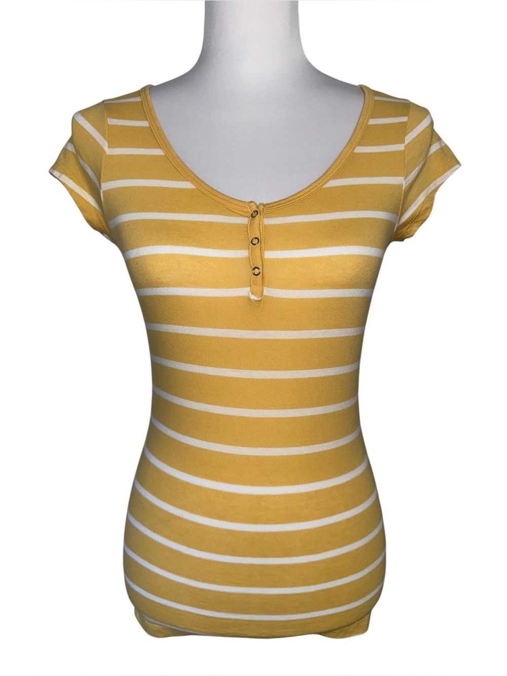 Yellow Stripe Henley Top Small Apple Print Scoop Neck Stretch Baby Tee Y2K